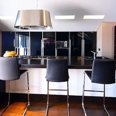 Unique Apartamento *